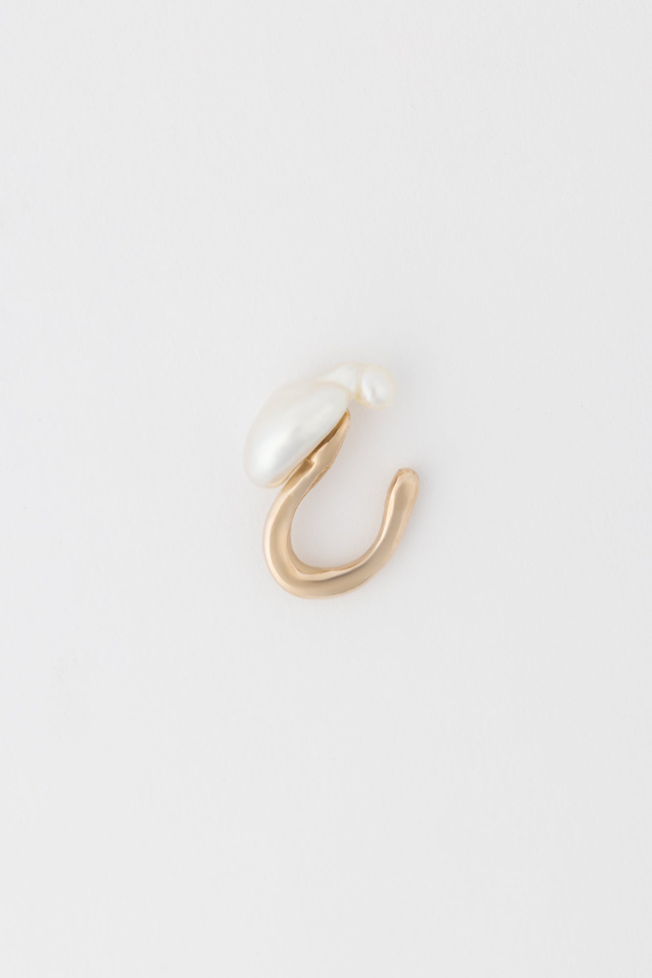 The Crest Ear Cuff