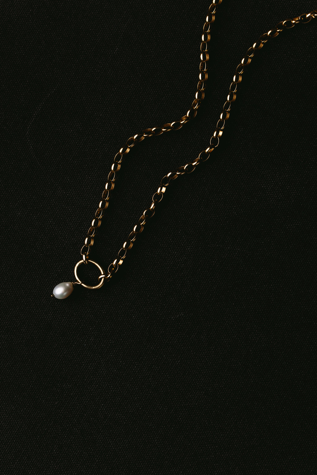 The Ovale Necklace