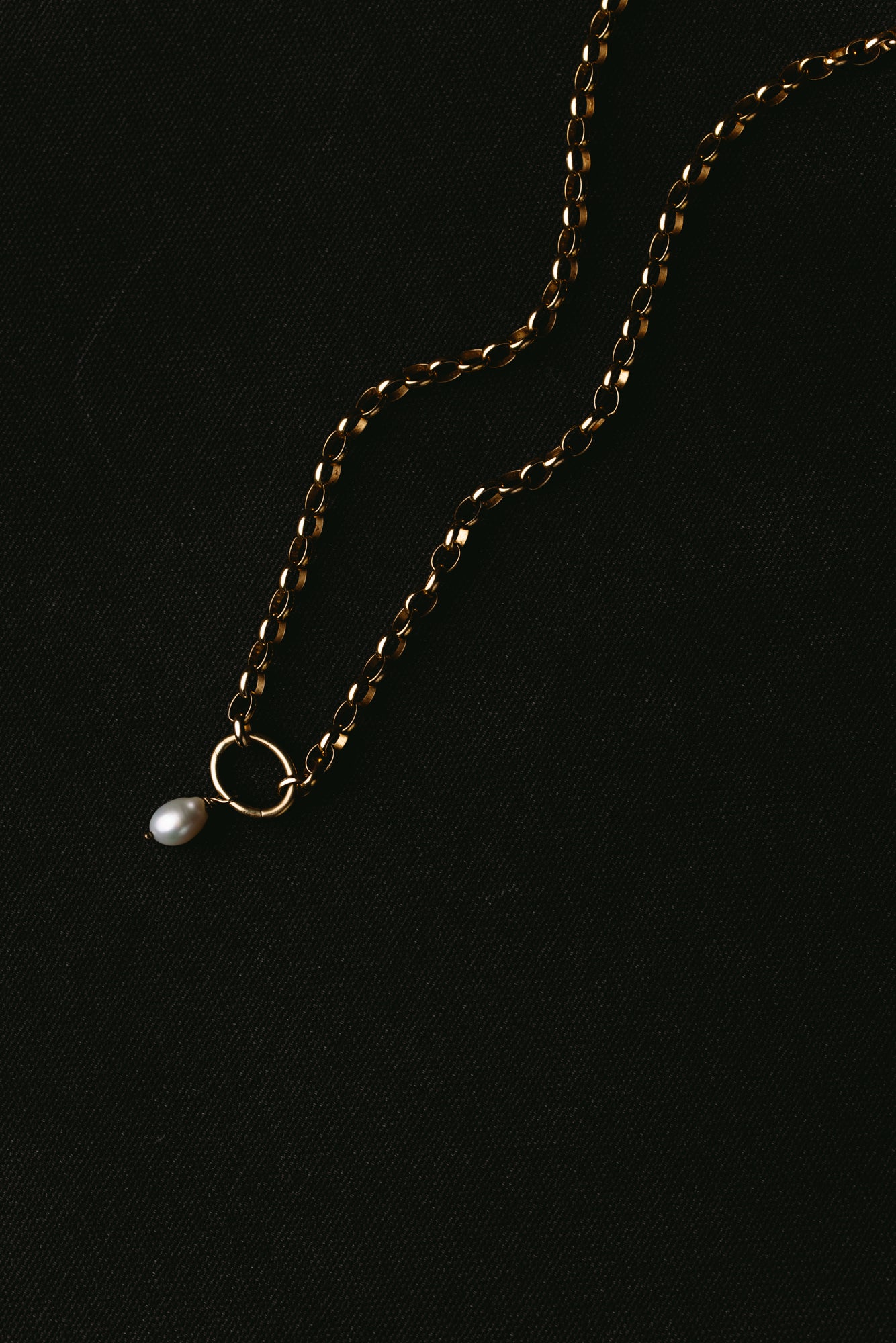The Ovale Necklace