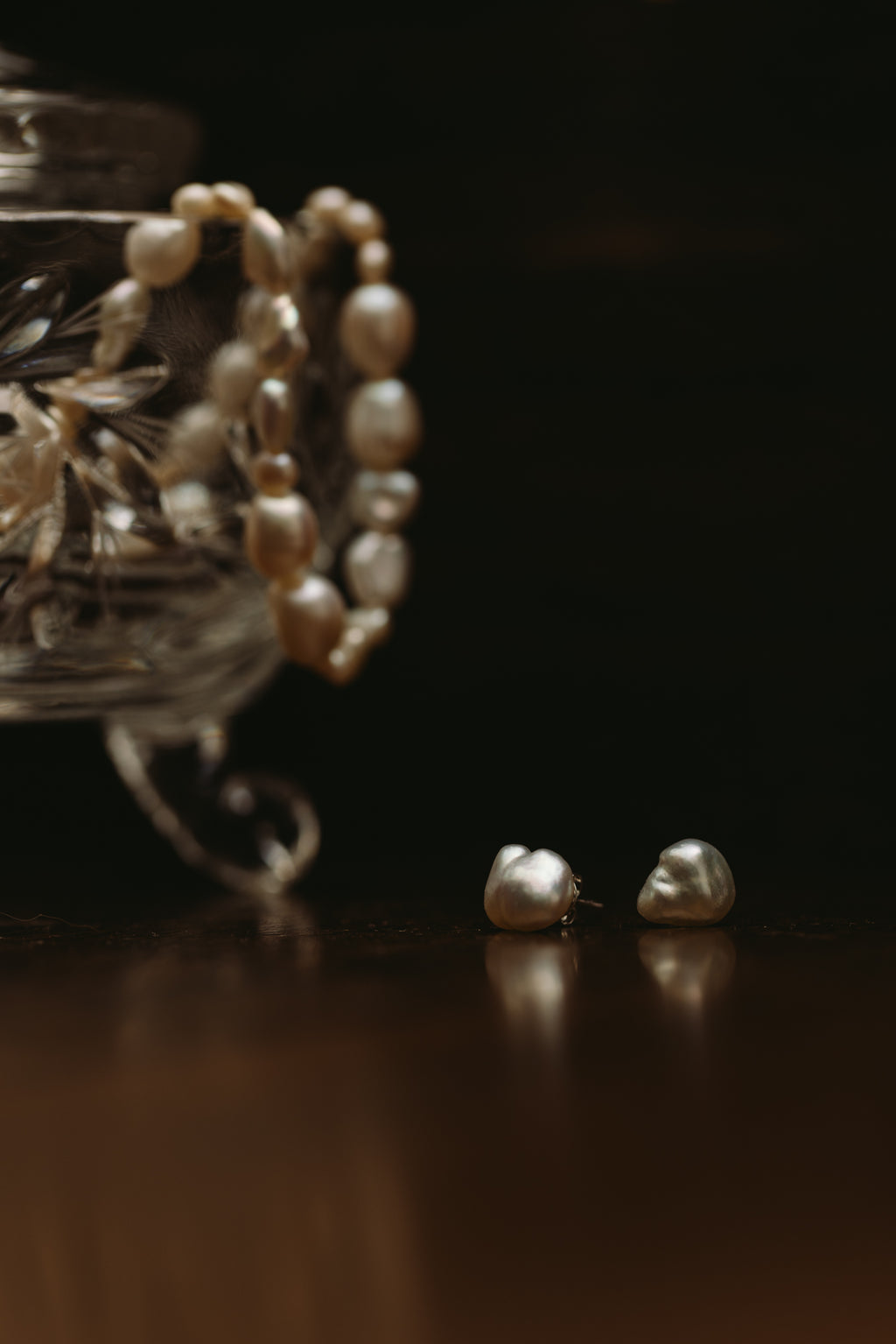 The Lune Studs