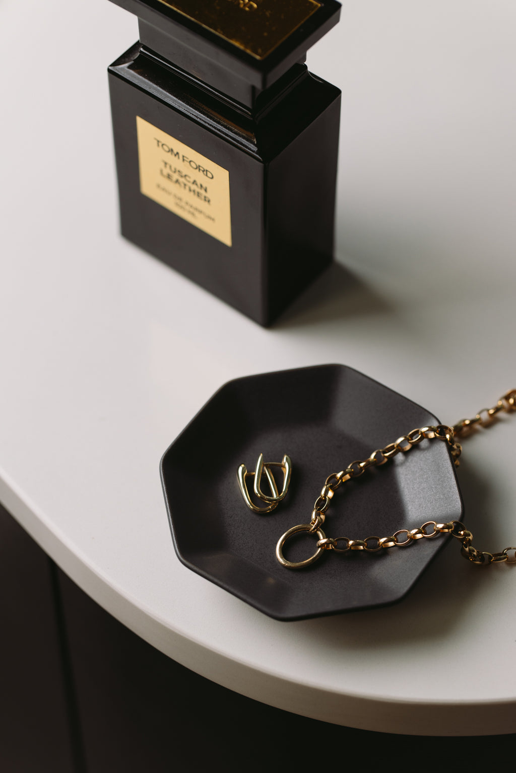 The Ovale Necklace